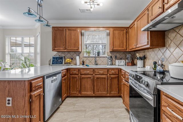 9209 Hickory Drive, Olive Branch, MS 38654