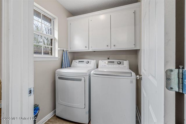 9209 Hickory Drive, Olive Branch, MS 38654