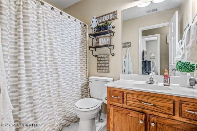 9209 Hickory Drive, Olive Branch, MS 38654