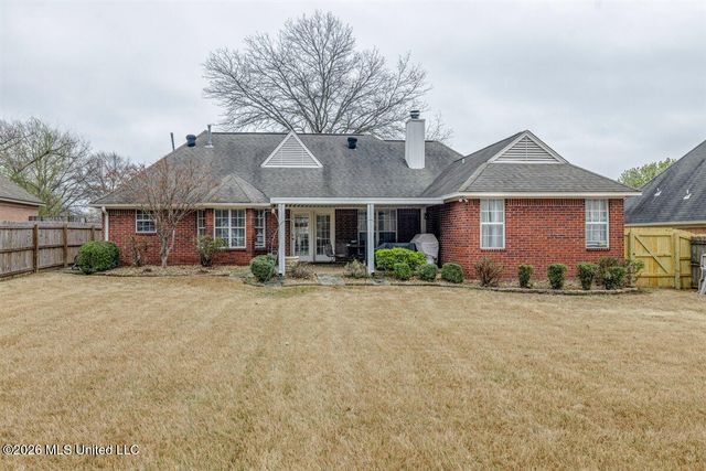 9209 Hickory Drive, Olive Branch, MS 38654