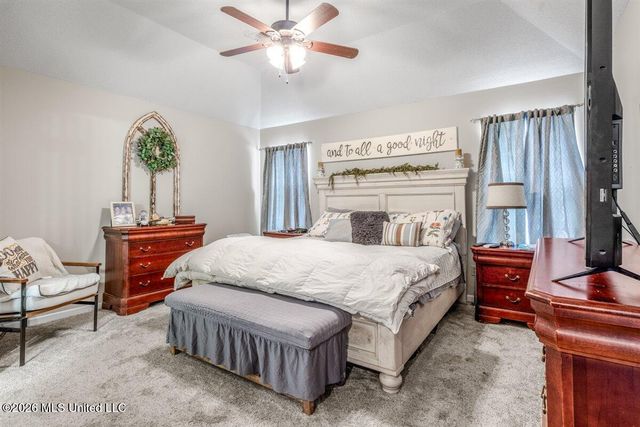 9209 Hickory Drive, Olive Branch, MS 38654