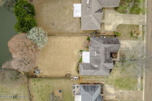 9209 Hickory Drive, Olive Branch, MS 38654