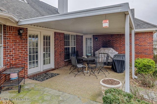 9209 Hickory Drive, Olive Branch, MS 38654