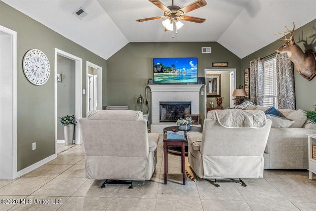 9209 Hickory Drive, Olive Branch, MS 38654