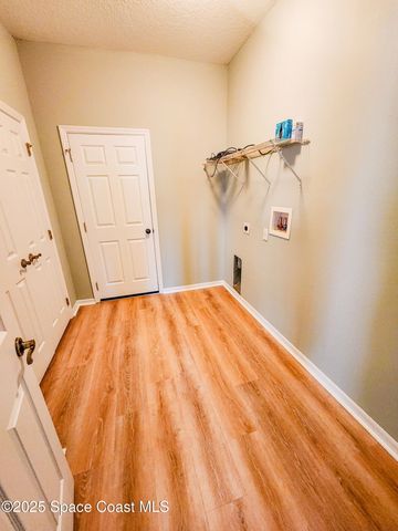 1421 Halstead Avenue NW, Palm Bay, FL 32907