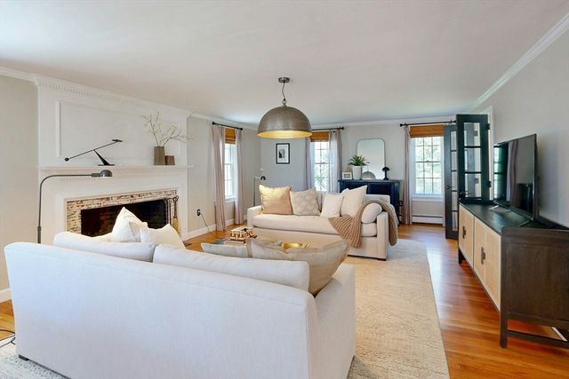238 Marlboro Road, Sudbury, MA 01776