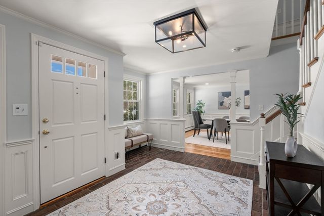 30 Surrey Lane, Topsfield, MA 01983