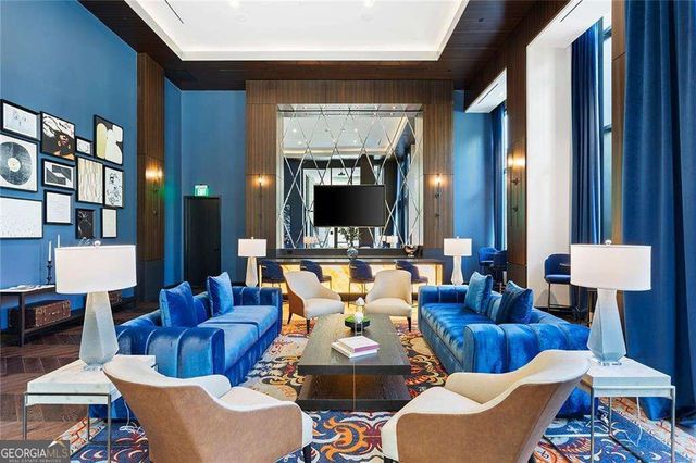 2425 Peachtree Road NE 612, Atlanta, GA 30305