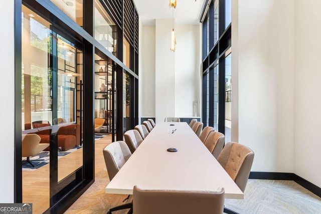 2425 Peachtree Road NE 612, Atlanta, GA 30305