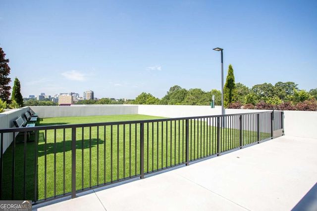 2425 Peachtree Road NE 612, Atlanta, GA 30305