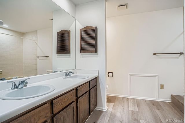 2052 S Worchester Way, Aurora, CO 80014