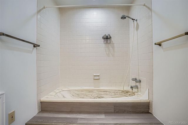 2052 S Worchester Way, Aurora, CO 80014