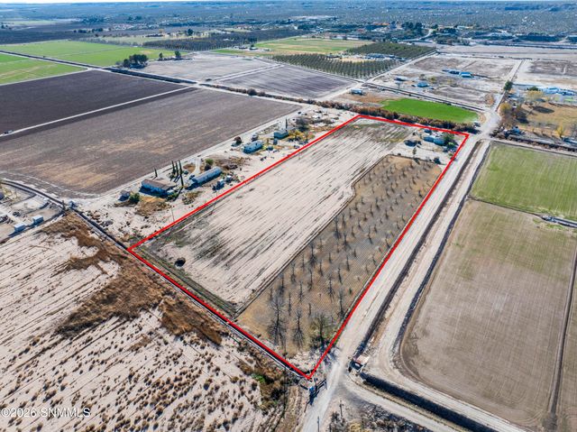 615 W Ojito de Madrid Drive, Anthony, NM 88021