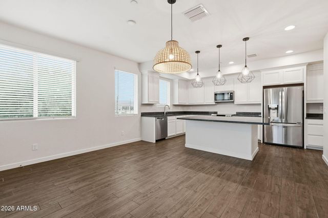 1250 N ABBEY Lane 237, Chandler, AZ 85226