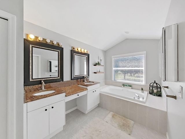 1083 MISTY HOLLOW LANE, Tarpon Springs, FL 34688