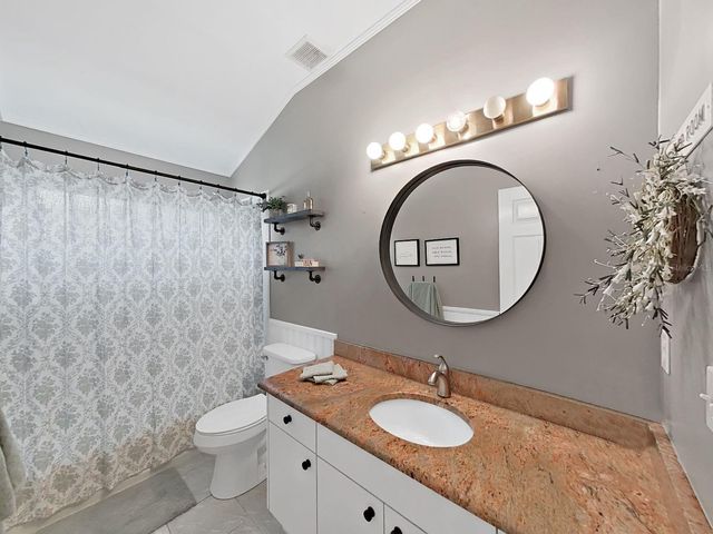 1083 MISTY HOLLOW LANE, Tarpon Springs, FL 34688