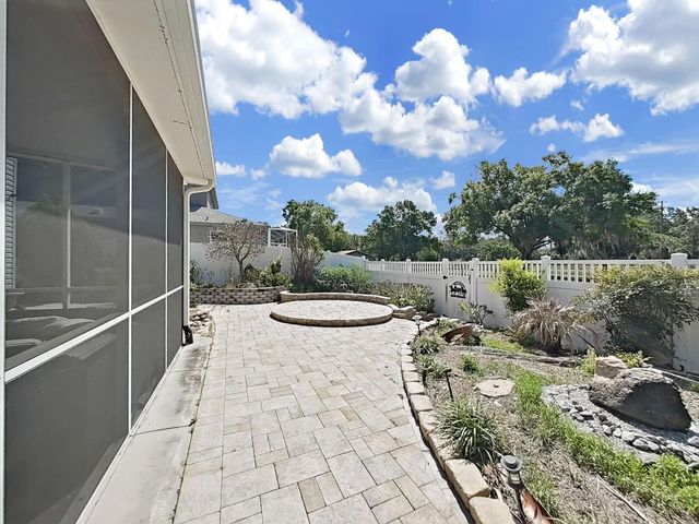 1083 MISTY HOLLOW LANE, Tarpon Springs, FL 34688