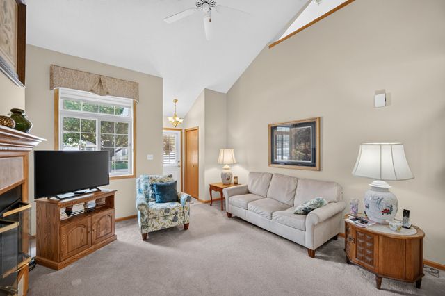 1319 SE Delaware Avenue 7, Ankeny, IA 50021