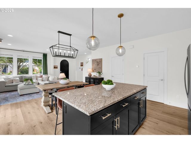 11894 Sw OSLO St, Wilsonville, OR 97070
