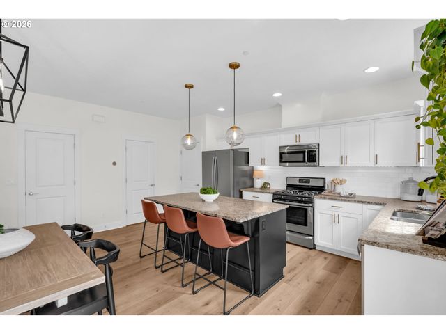 11894 Sw OSLO St, Wilsonville, OR 97070