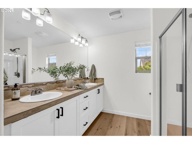 11894 Sw OSLO St, Wilsonville, OR 97070