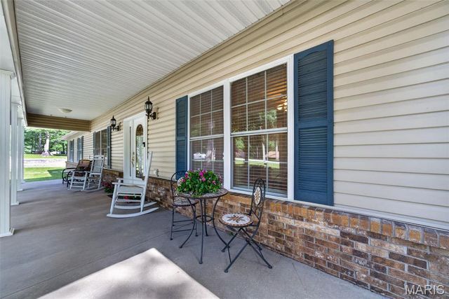 1564 Highway J, Wright City, MO 63390