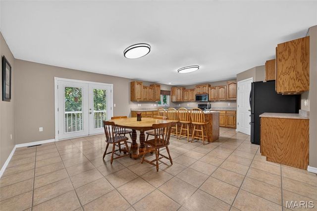 1564 Highway J, Wright City, MO 63390