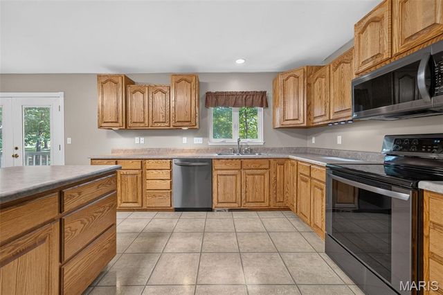 1564 Highway J, Wright City, MO 63390