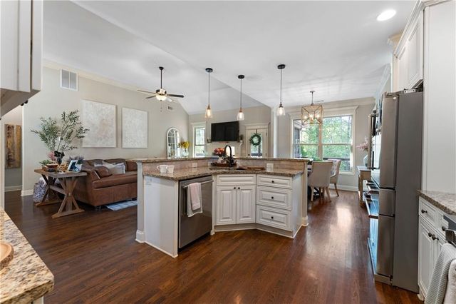 25 Linda Road SW, Euharlee, GA 30120