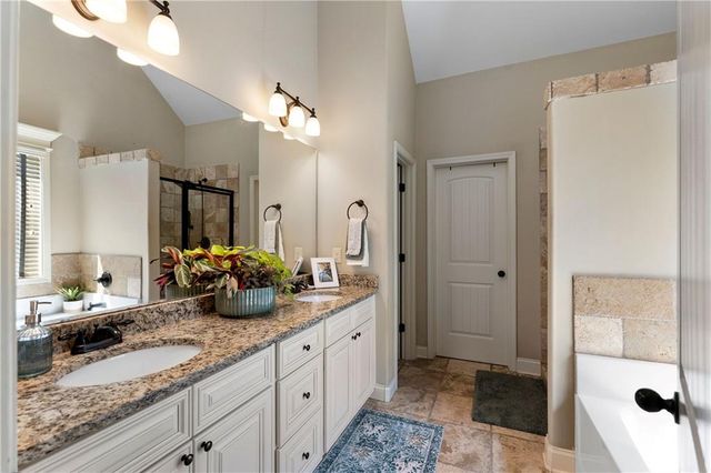 25 Linda Road SW, Euharlee, GA 30120