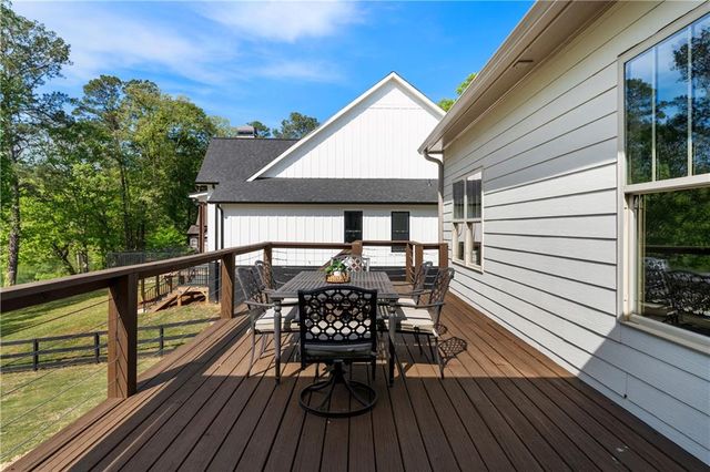 25 Linda Road SW, Euharlee, GA 30120