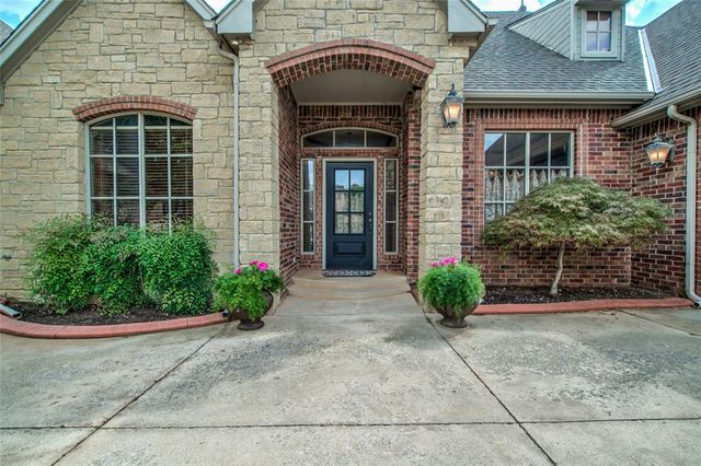 3408 Stone Brook Court, Oklahoma City, OK 73120