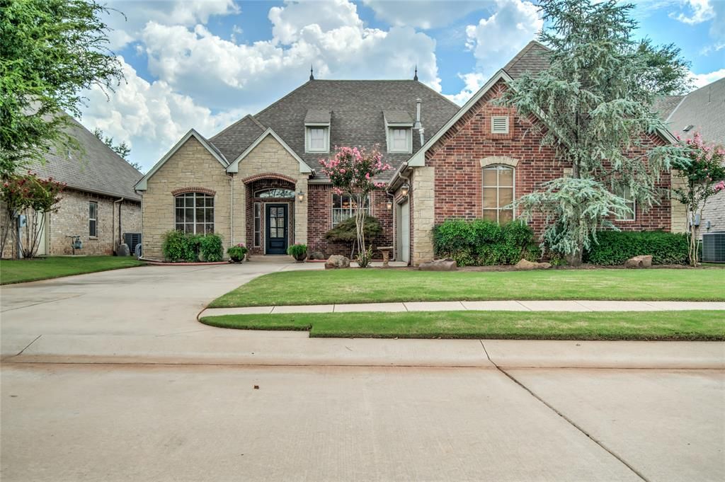 3408 Stone Brook Court, Oklahoma City, OK 73120