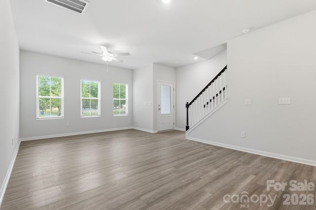 4614 Lakeview Road, Charlotte, NC 28216