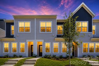 4614 Lakeview Road, Charlotte, NC 28216