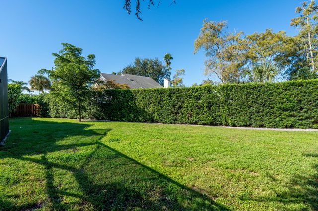 744 Windflower Court, Wellington, FL 33414