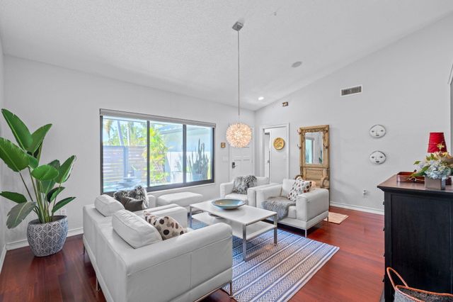 744 Windflower Court, Wellington, FL 33414