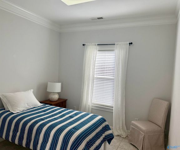 809 Milton Place SW, Decatur, AL 35603