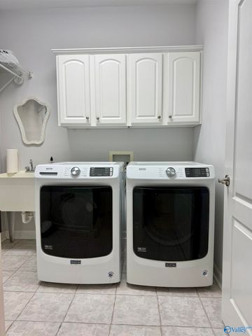 809 Milton Place SW, Decatur, AL 35603