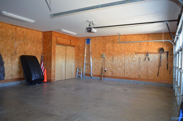 809 Milton Place SW, Decatur, AL 35603