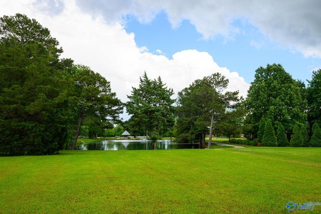 809 Milton Place SW, Decatur, AL 35603