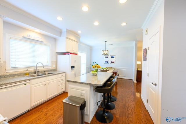 809 Milton Place SW, Decatur, AL 35603