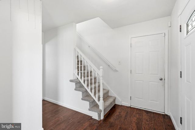 3 HAMPTON RD, Clementon, NJ 08021