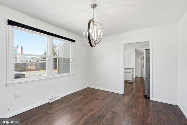 3 HAMPTON RD, Clementon, NJ 08021