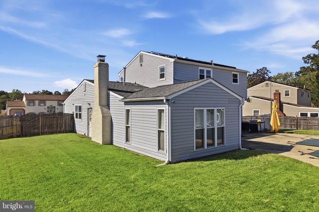 3 HAMPTON RD, Clementon, NJ 08021