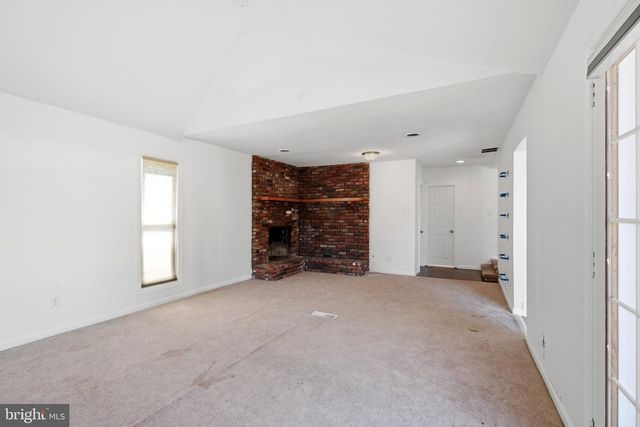 3 HAMPTON RD, Clementon, NJ 08021