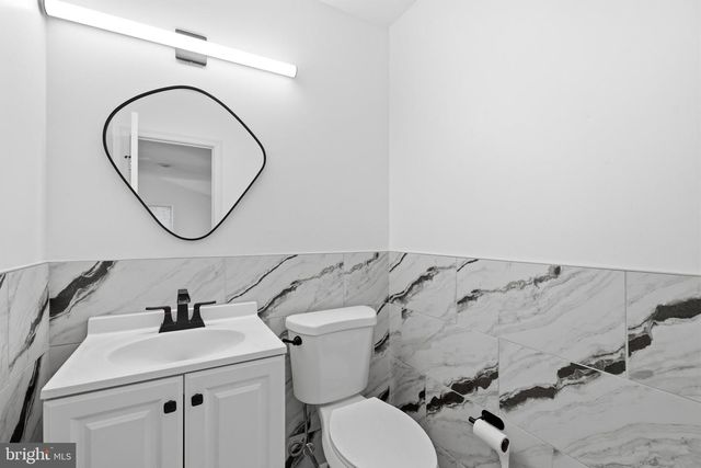 3 HAMPTON RD, Clementon, NJ 08021
