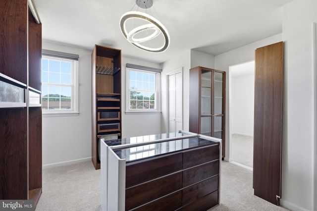 3 HAMPTON RD, Clementon, NJ 08021