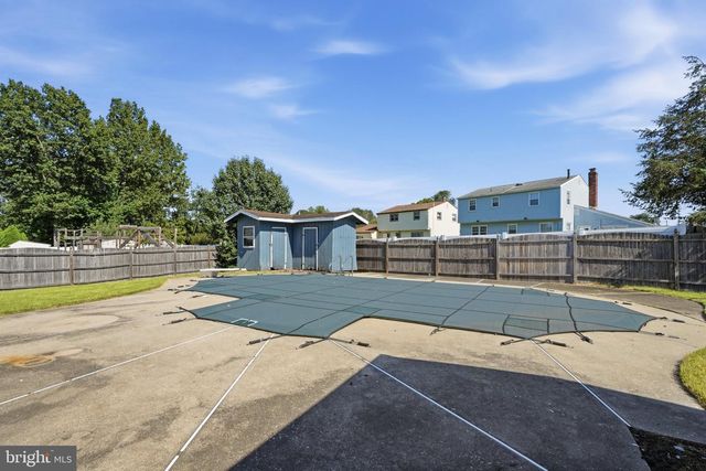 3 HAMPTON RD, Clementon, NJ 08021