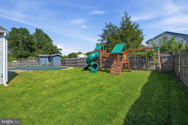 3 HAMPTON RD, Clementon, NJ 08021